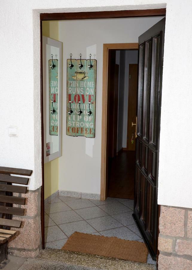 Ferienwohnung Reißmann Heinsdorfergrund Exterior foto